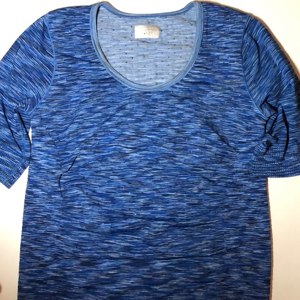 Athleta active top